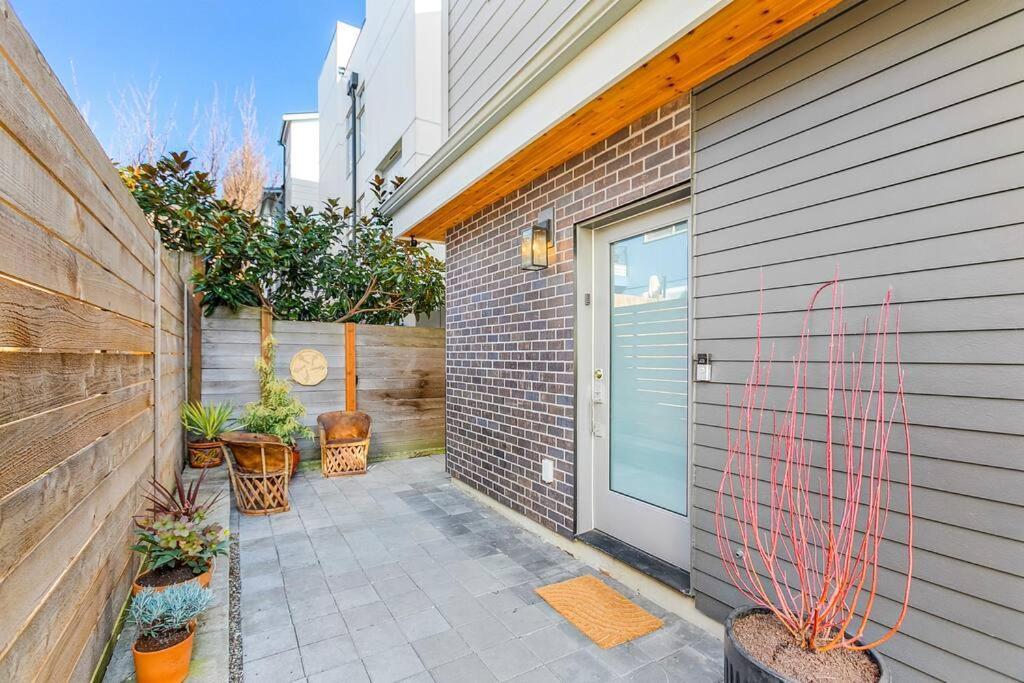 The Sweetest Suite - 91 Walkscore! Seattle Bagian luar foto