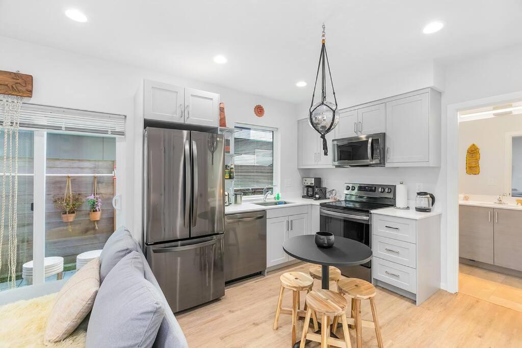 The Sweetest Suite - 91 Walkscore! Seattle Bagian luar foto